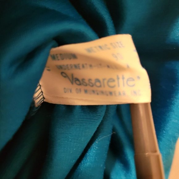 Vintage Vassarette Blue Long 1/2 Zip Long Velour Nightgown House Coat Pockets M - Picture 6 of 7